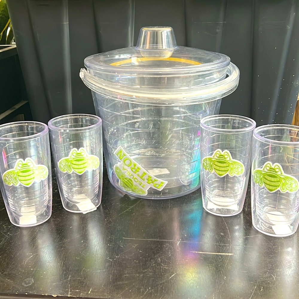 Patron Tequila Ice Bucket Double Walled Plastic w/ Lid plus (4) Tall Cups NWOT